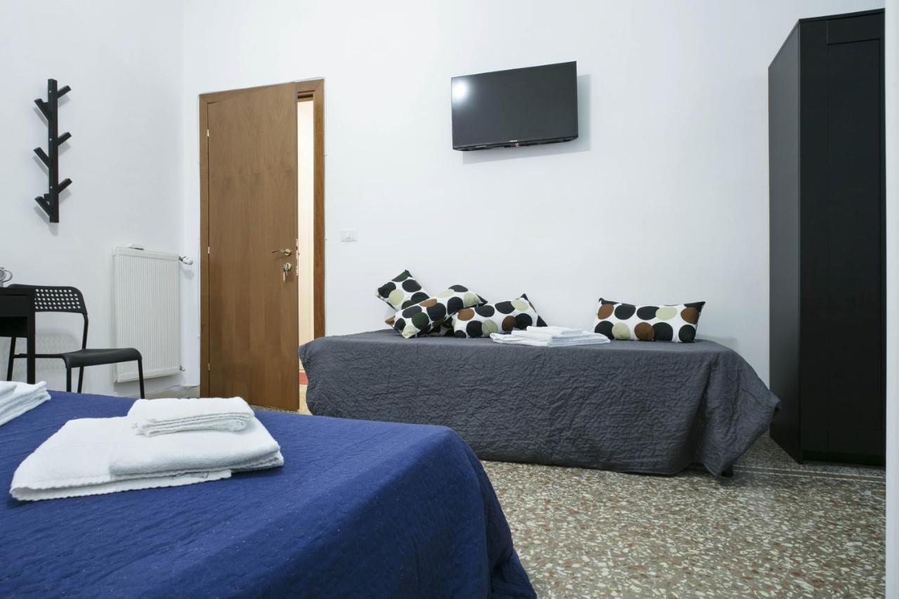 Lorenzo'S - Vatican Guest House Рим Екстериор снимка