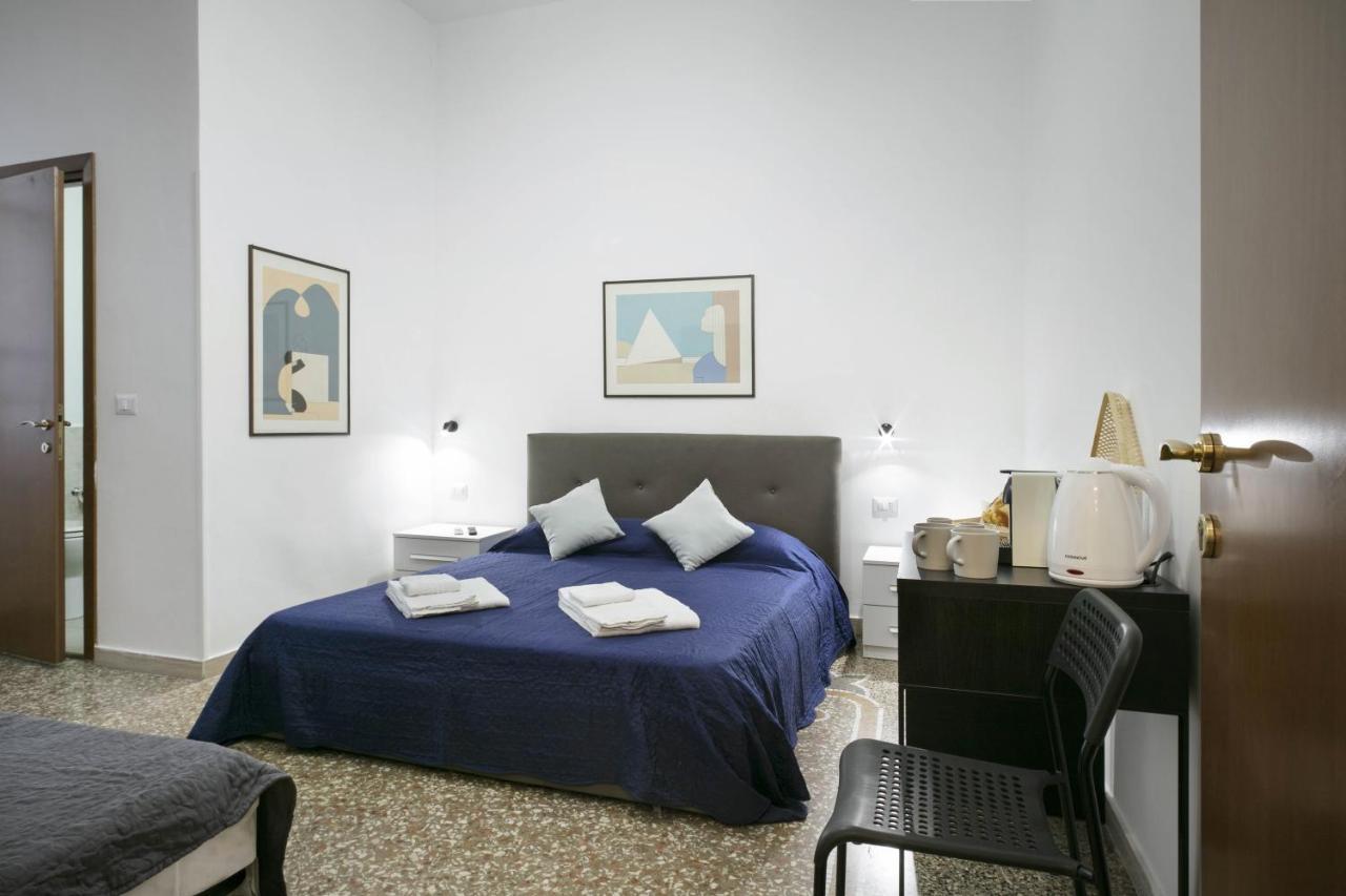 Lorenzo'S - Vatican Guest House Рим Екстериор снимка