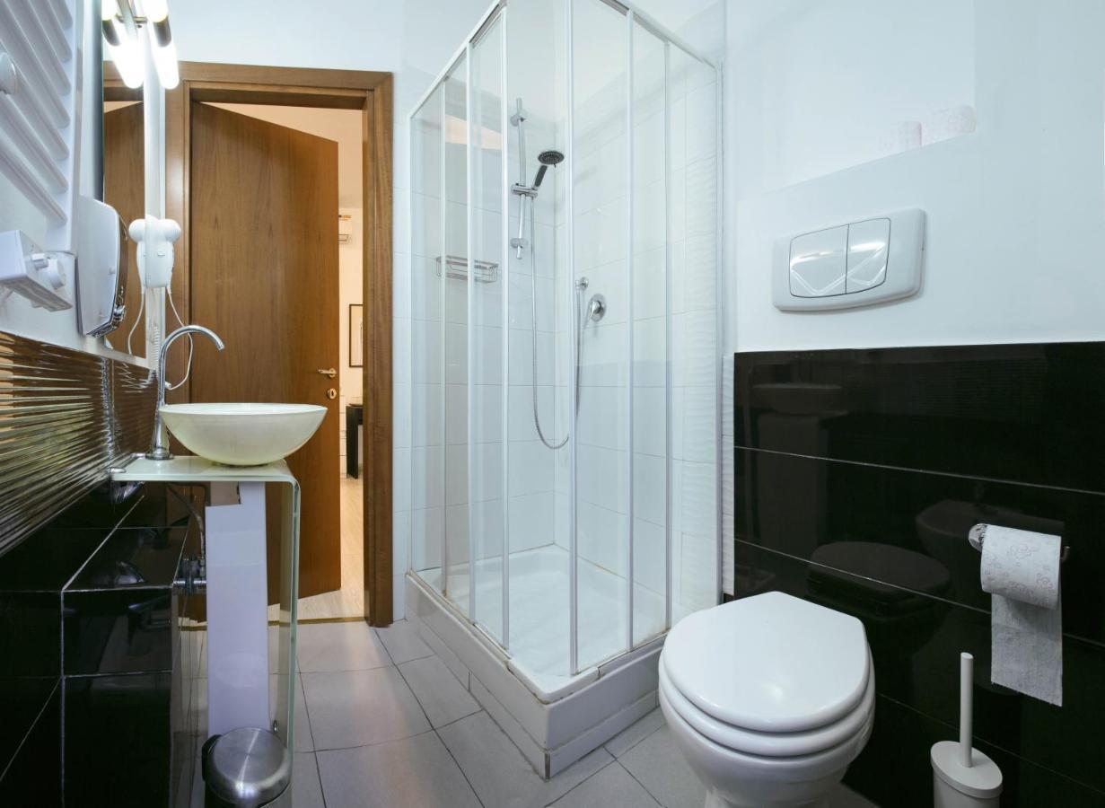 Lorenzo'S - Vatican Guest House Рим Екстериор снимка